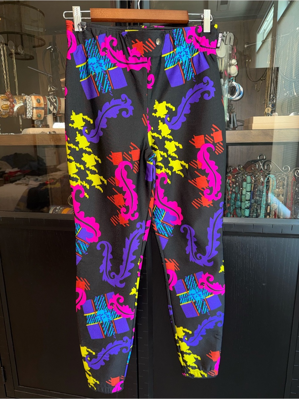 Vintage Women’s Obermeyer ski winter pants, labeled 12 (more like modern size 8)